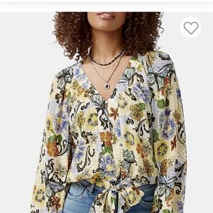 NWT David Bitton Buffalo Butterfly Floral V-Neck Tie-Front Button Up Blouse Top